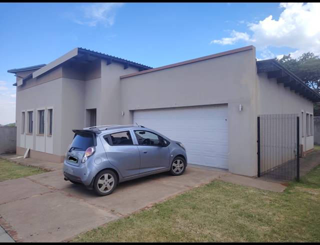 3 BEDROOM HOUSE FOR SALE IN GEELHOUTPARK